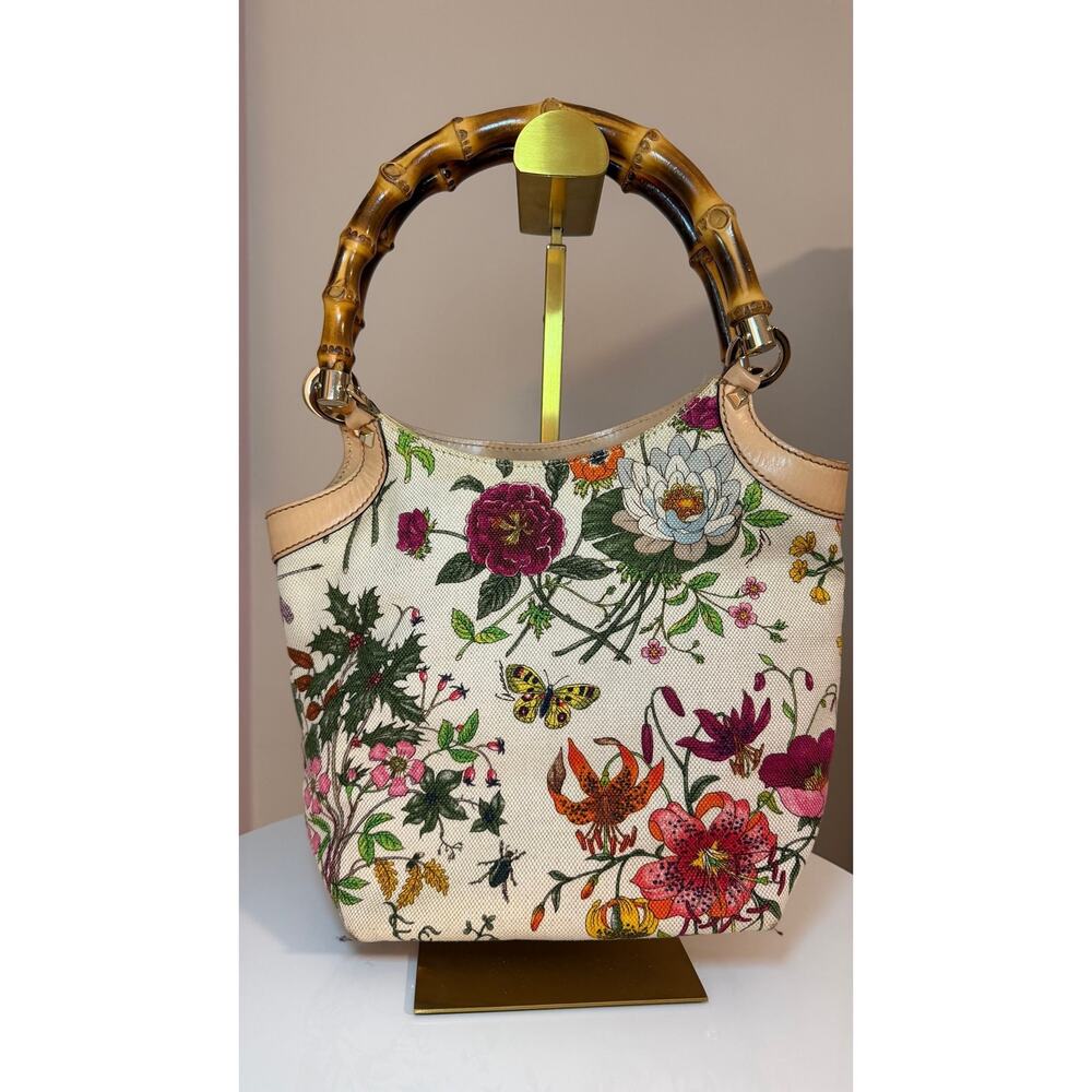 🩷SOLD🩷 Gucci Flora Bamboo Top Handle